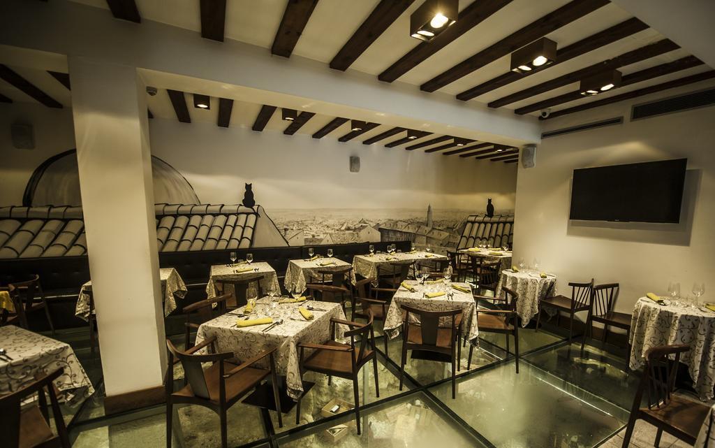 Posada Del Leon De Oro Boutique Hotel Мадрид Экстерьер фото